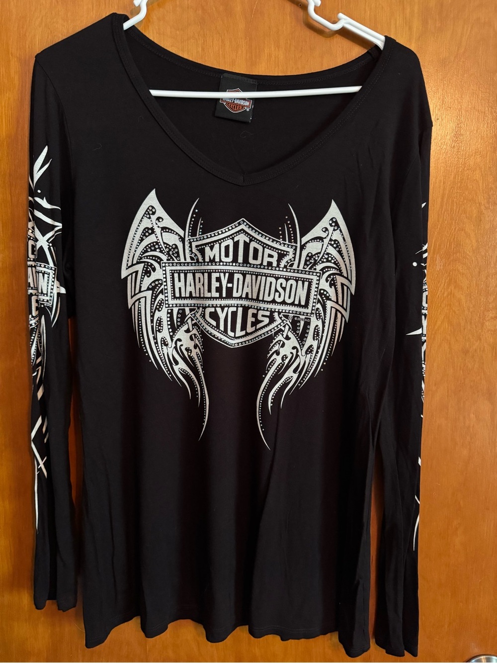 Harley-Davidson Black Long Sleeve V-Neck Shirt White Wing Logo Sparkle Bling